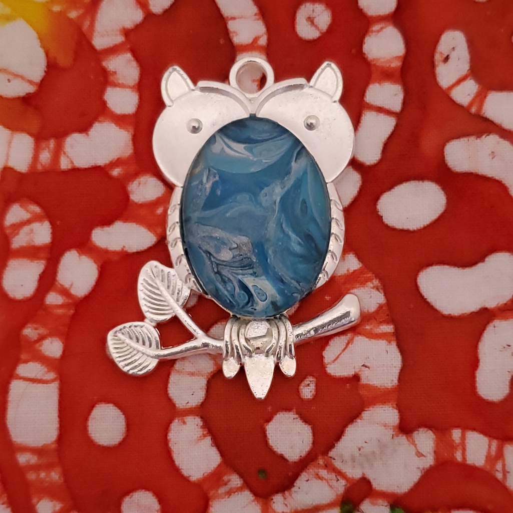 Handmade Owl Pendant Necklace 16$